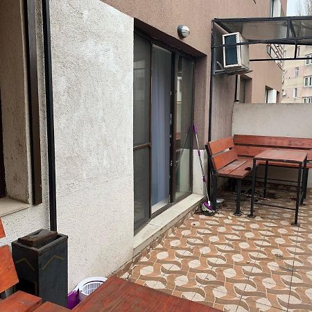 Ferdinand Apartment Constanta Bagian luar foto
