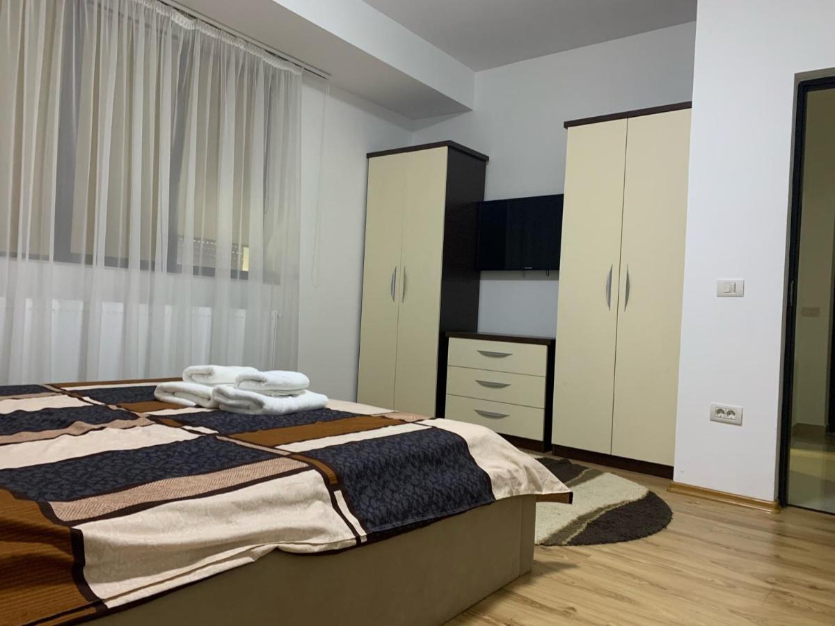 Ferdinand Apartment Constanta Bagian luar foto